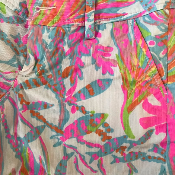 Lilly Pulitzer Shorts - Picture 2 of 4